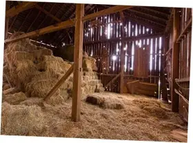 L-0015-86 Beleco 8x6ft Fabric Farm Barn Backdrop Old Bales Of Hay L-0015