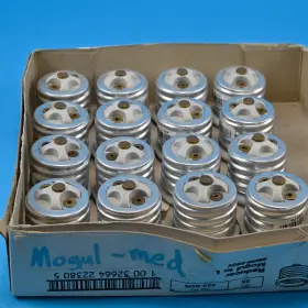 Eaton 032664223808 16pcs 332-box Edison Lamp Bulb To Mogul Base Adapter - Reducer 660w-250v