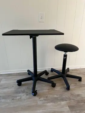 Impact 847628533745 Posing Table And Stool Kit - Barely Used